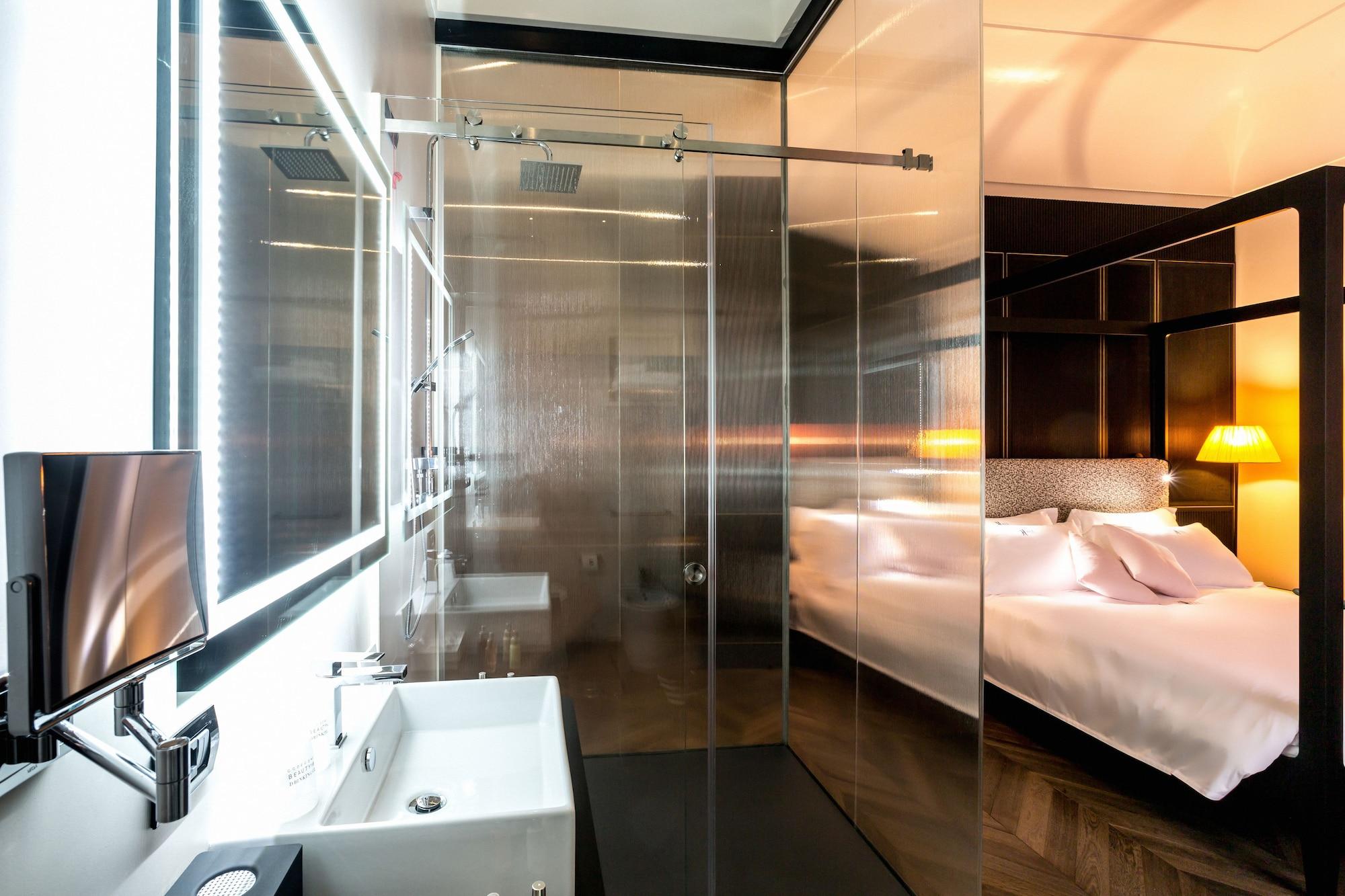The H'all Tailor Hotel Roma